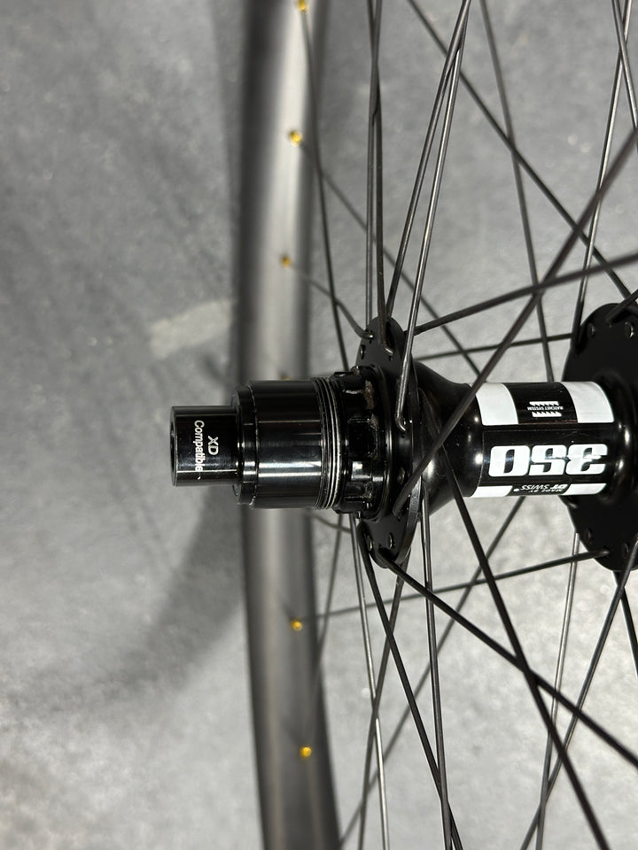 29" Carbon MTB Wheelset DT Swiss 350 Hubs