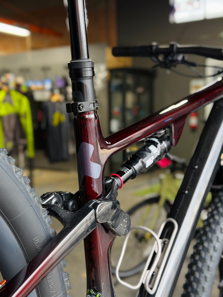 Jibe Jester | Expert XT | Medium | DISPLAY