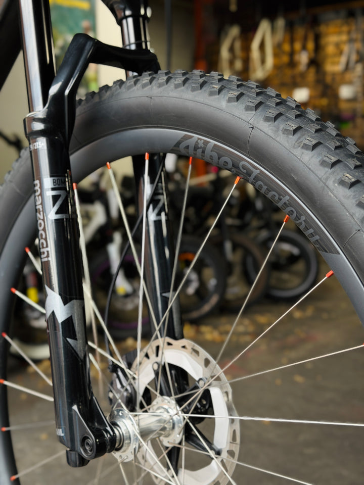 Jibe Jester | Expert XT | Medium | DISPLAY