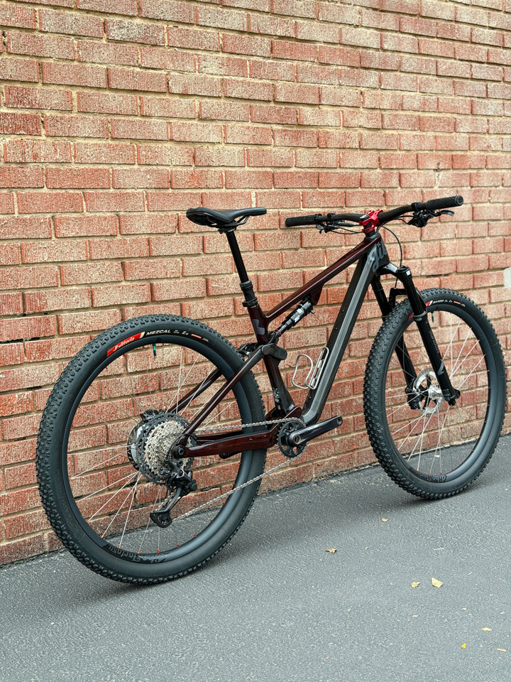 Jibe Jester | Expert XT | Medium | DISPLAY