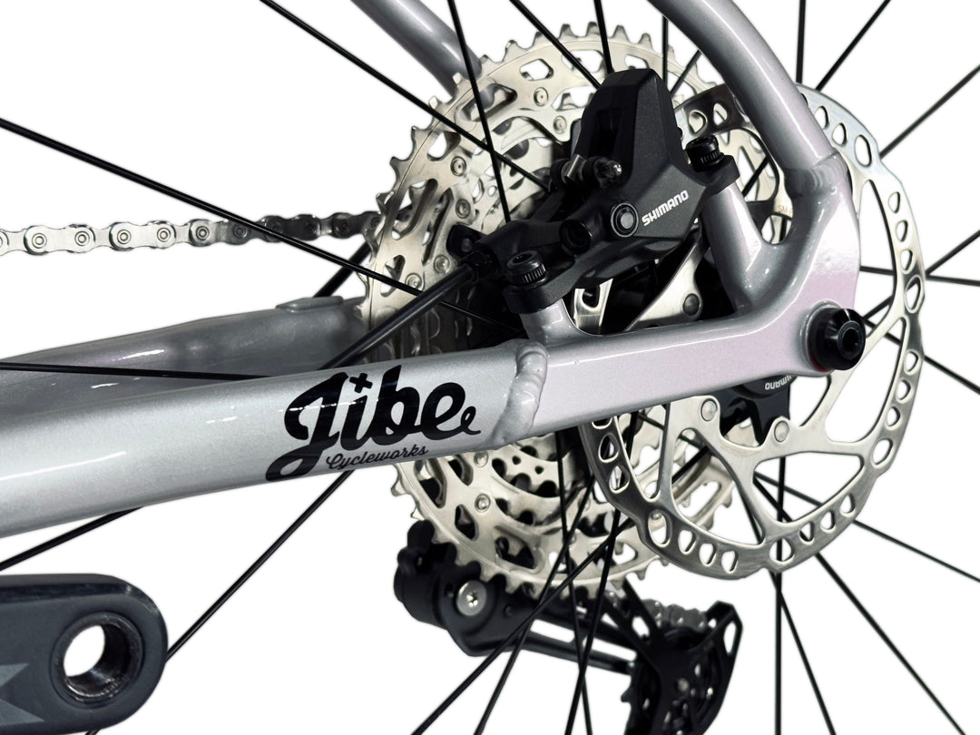 Jibe Firecracker chain stay Moonlight color.